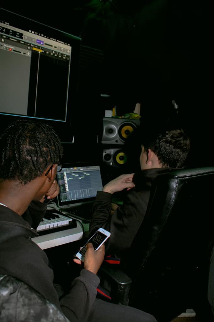 Jakub and Hansel (H2SOfficial) at Studio